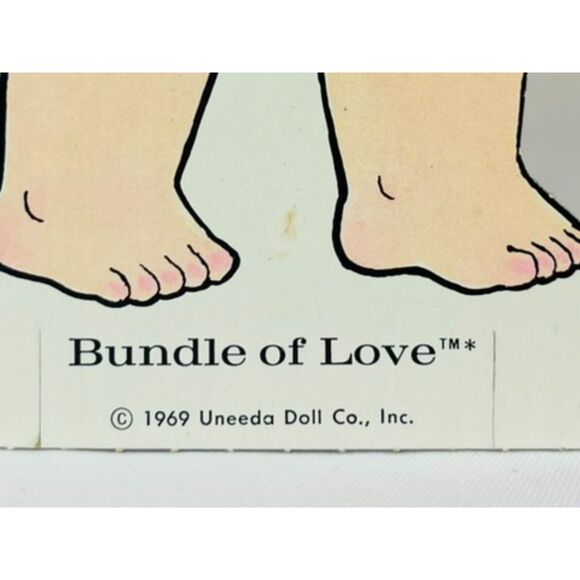 Vtg 1969 Bundle of Love Paper Doll Set Uneeda Doll Girl Baby Whitman Book - Picture 5 of 11